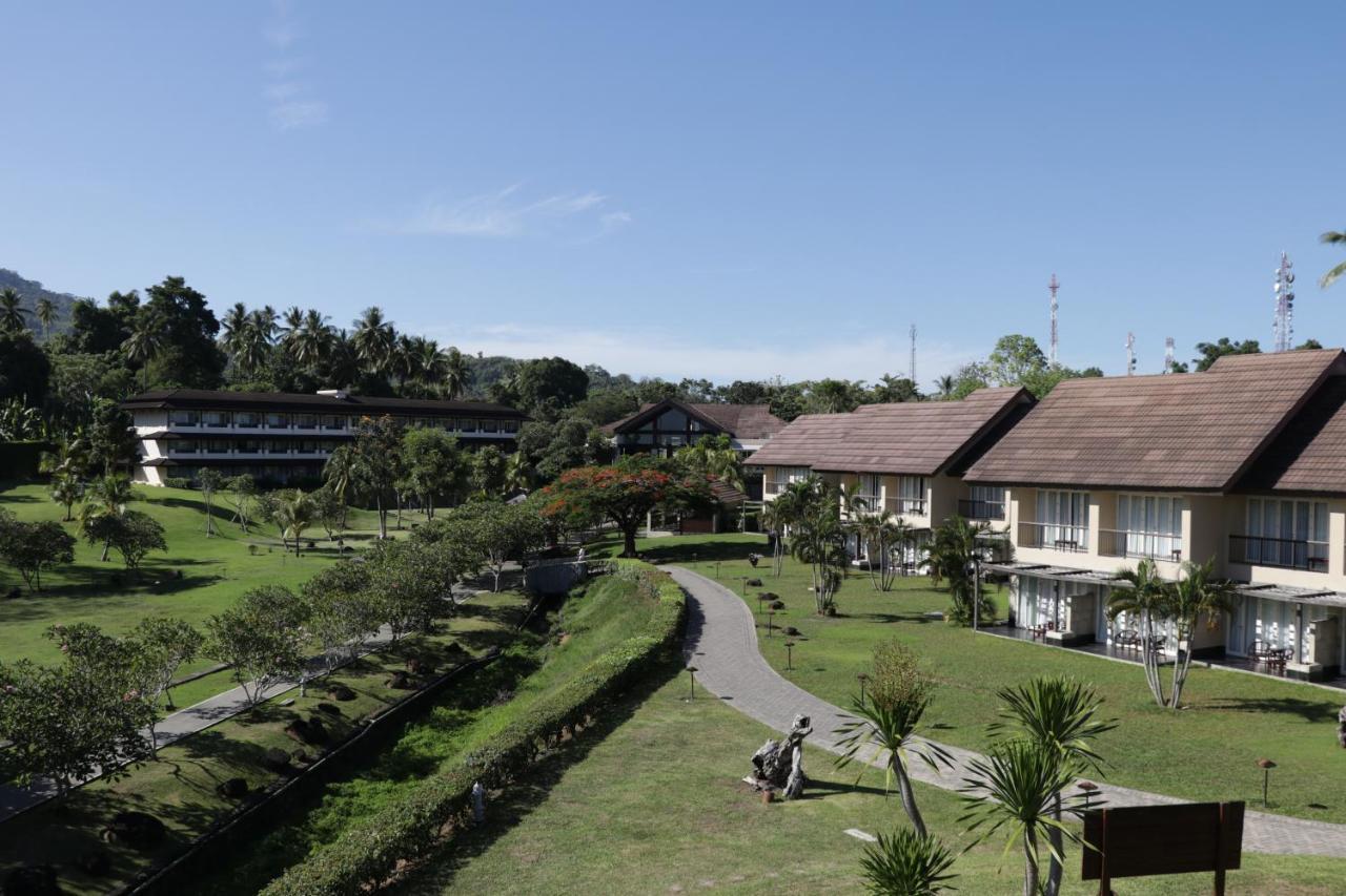 Grand Luley Manado Hotel Exterior photo